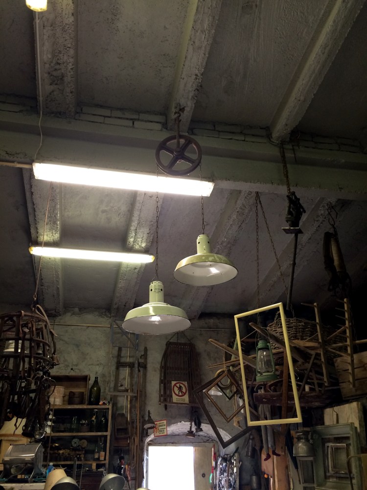 Woow...sobib täpselt ühte industriaalse stiiliga projekti - win!