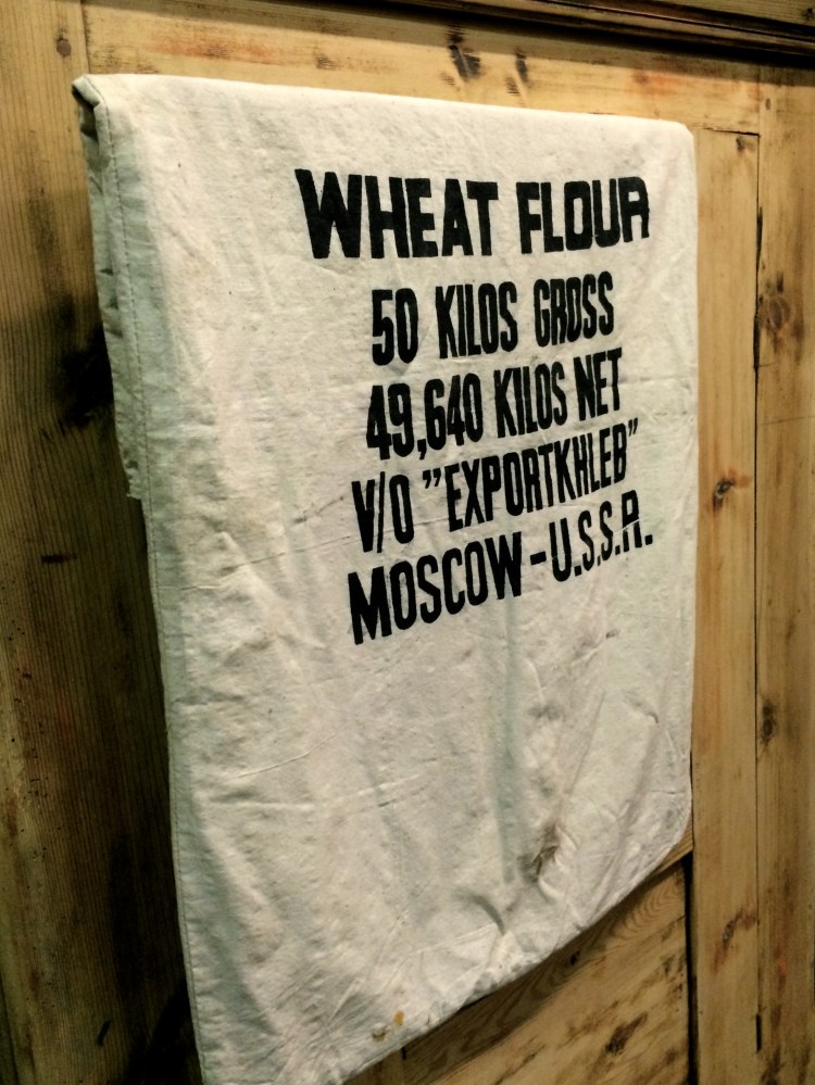 Seal oli mitmeid jahukotte, mida saaks kasutada nt suure põrandapadja tekstiiliks